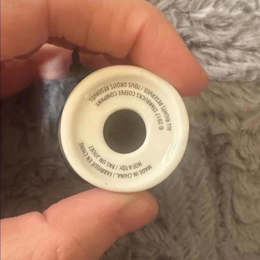 Starbucks Wisconsin Welcomes You Ceramic Coffee Cup Ornament - White & Gray - Picture 3 of 3